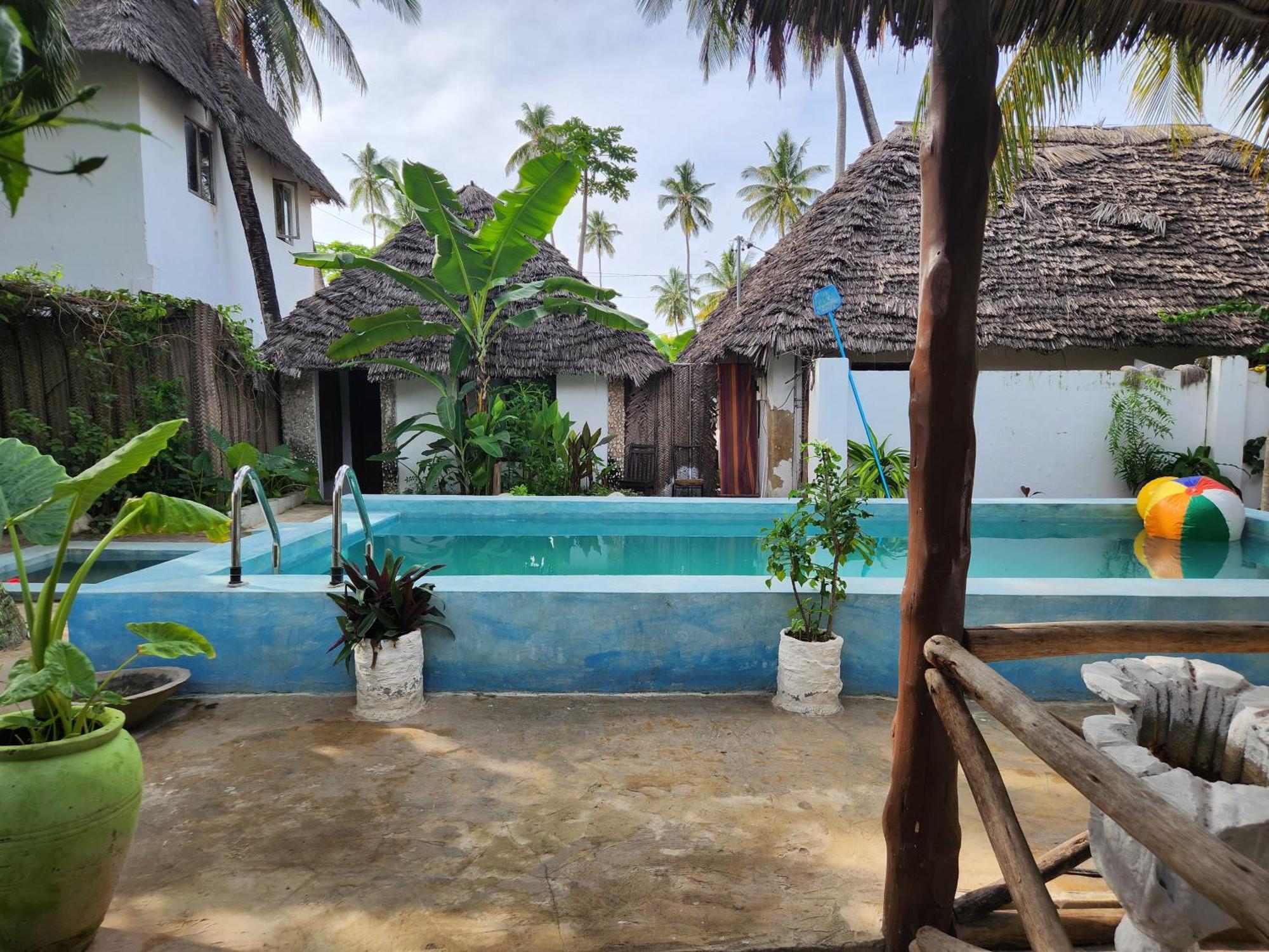 Two Palms Hotel Jambiani  Exterior photo