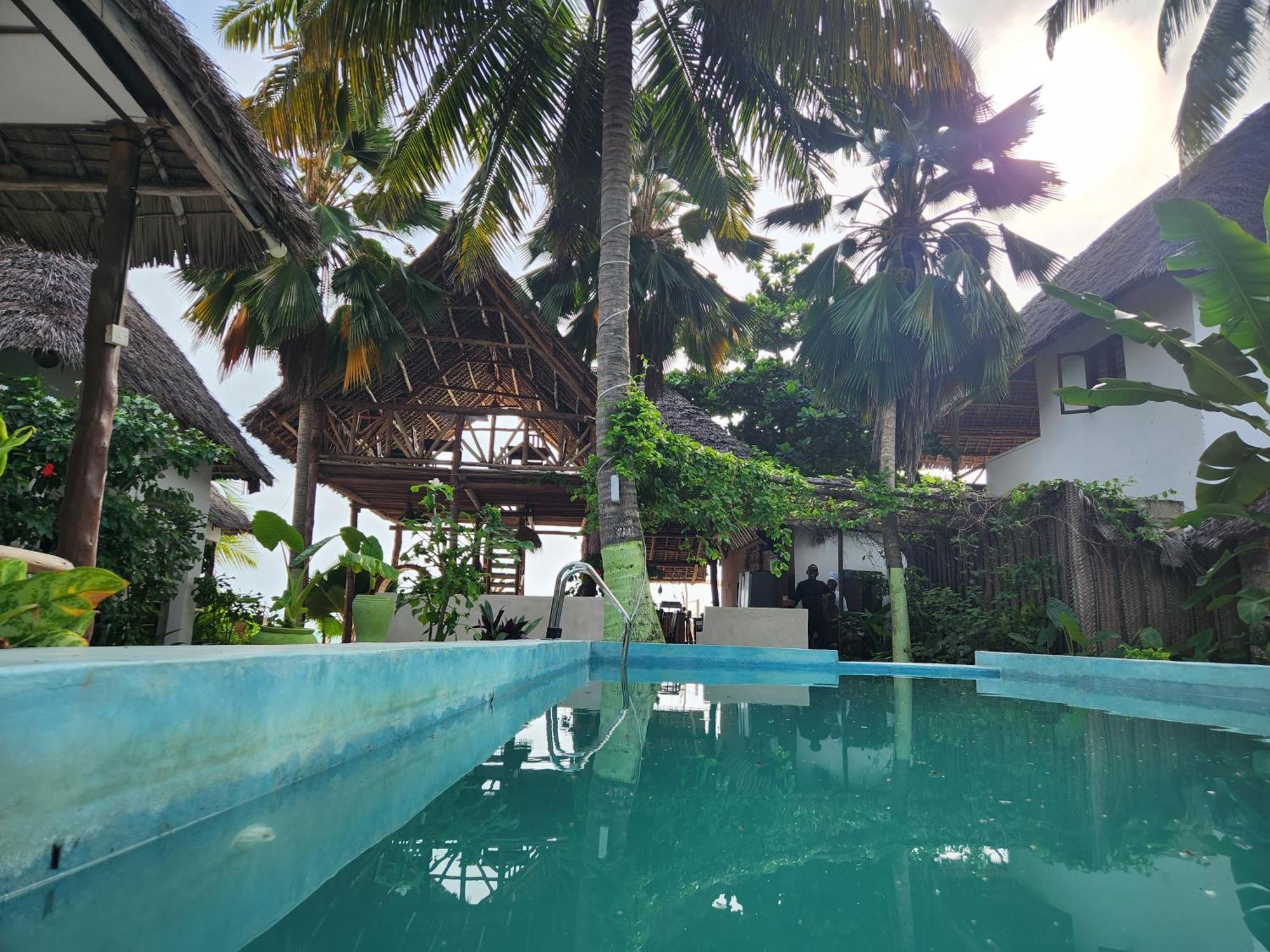 Two Palms Hotel Jambiani  Exterior photo